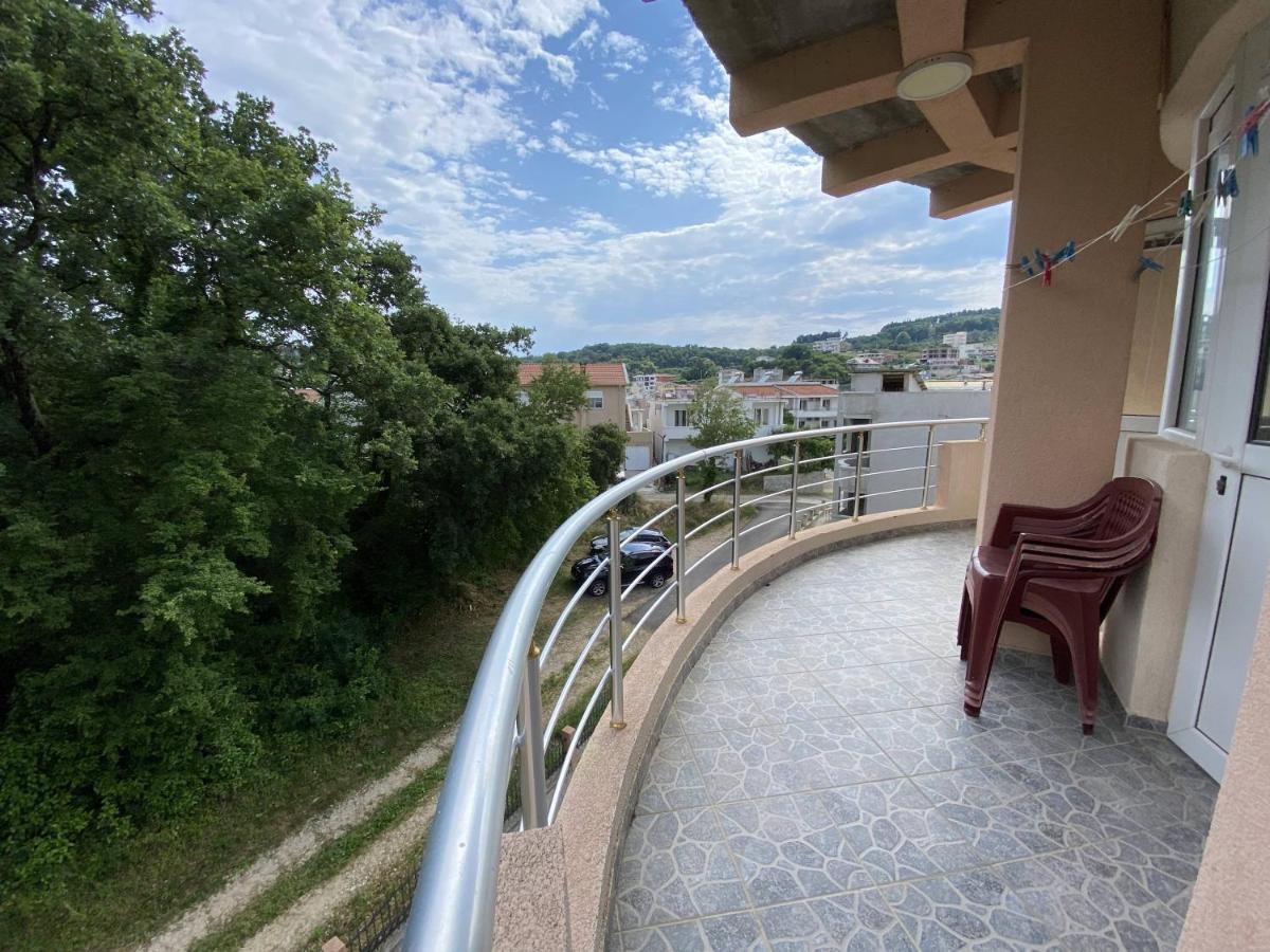 Guest House Koliqi - Hotel & Apartments Ulcinj Exterior foto