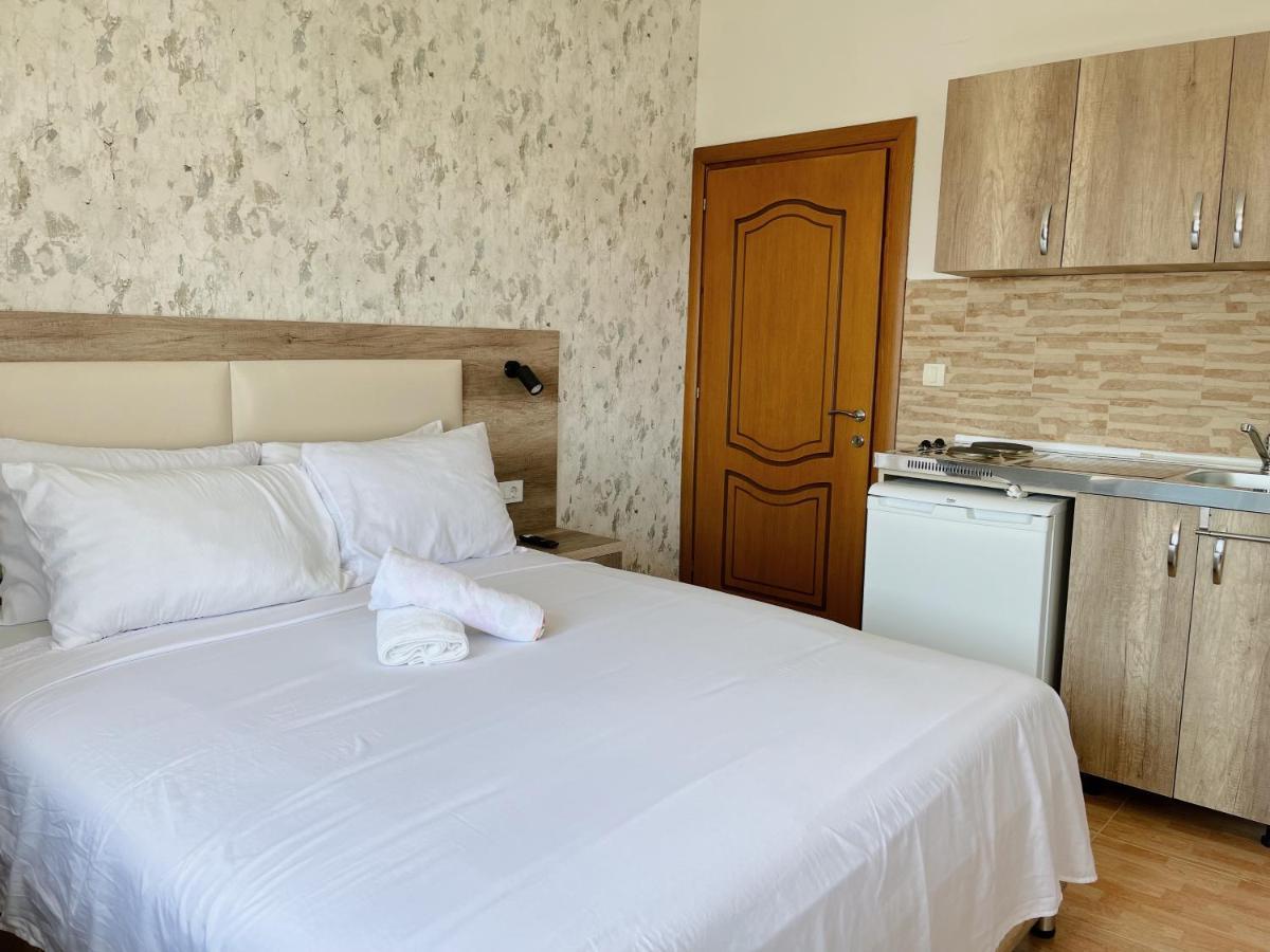 Guest House Koliqi - Hotel & Apartments Ulcinj Exterior foto