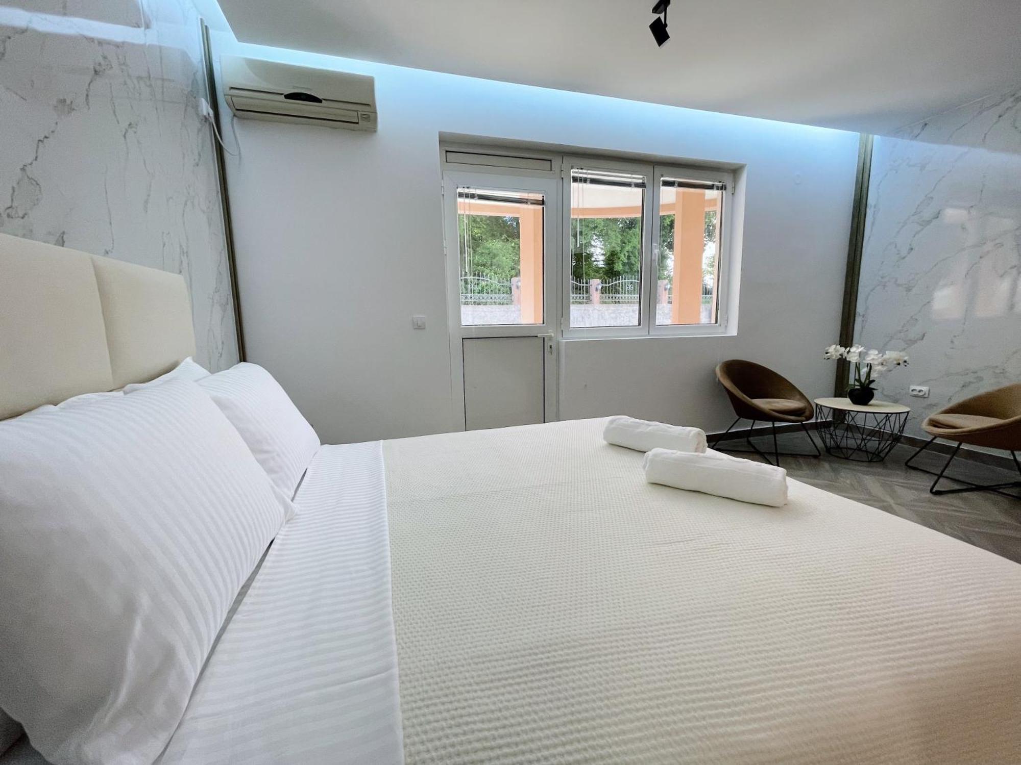 Guest House Koliqi - Hotel & Apartments Ulcinj Exterior foto